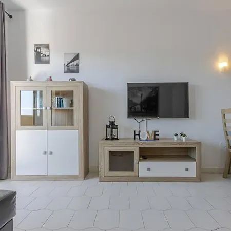 Benalbeach Sunny With Sea Views Apartment *