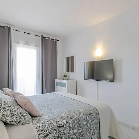Benalbeach Sunny With Sea Views Apartment