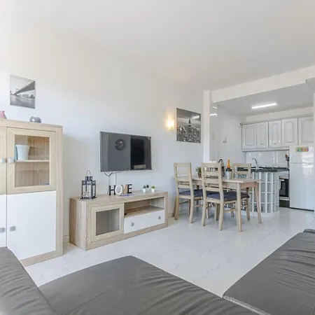 Apartment Benalbeach Sunny With Sea Views *